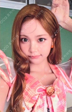 ICONIC HEART HMV LUCKY DRAW photocard