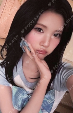 ICONIC HEART TOWER RECORDS LUCKY DRAW photocard