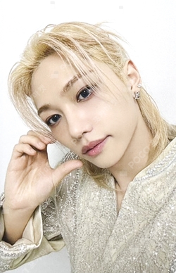 Pocamarket, Stray Kids FELIX Clé 2 : Yellow Wood K-pop Photocard