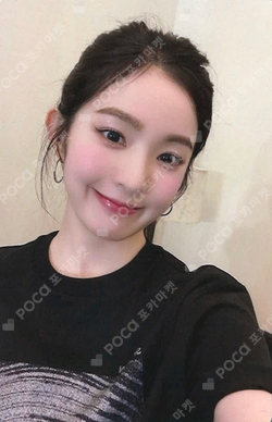 Pocamarket, Red Velvet IRENE Red Velvet FAN-CON [A Day in Red