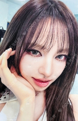 REVIVE+ KMS photocard