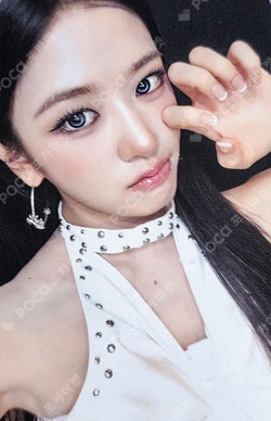 REVIVE+ KMS photocard