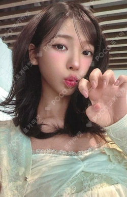 Rich Man KMS photocard