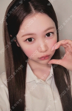 ICONIC HEART TRADING CARD PACK photocard