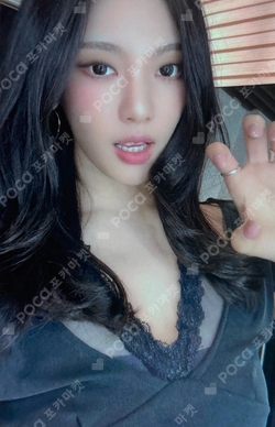 Rich Man KMS photocard